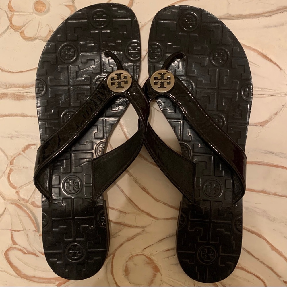 Tory Burch “Thora Patent Leather Thong”